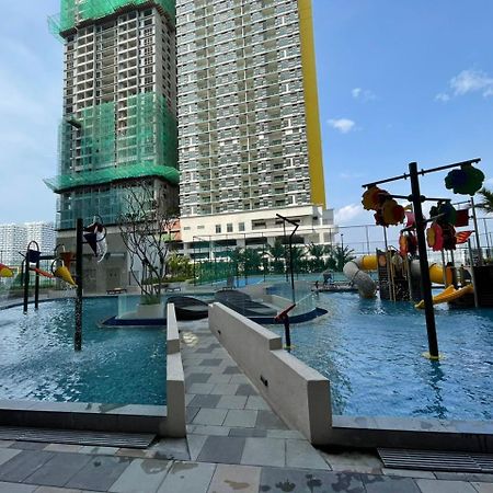 Homestay Shah Rizki@Bali Resident Melaka-Muslim Friedly Exterior photo